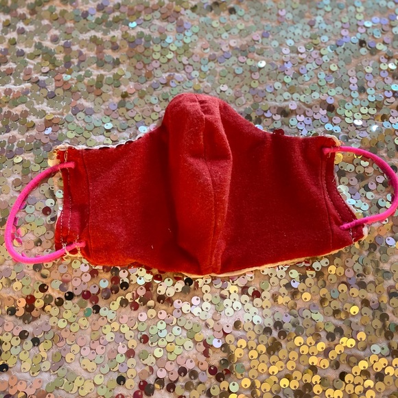 Facemask - Picture 7 of 11